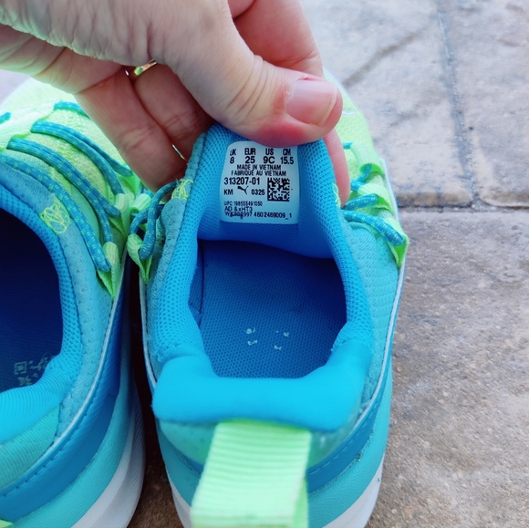 PUMA Kids' Green and Blue Slip On Sneakers - Picture 6 of 6